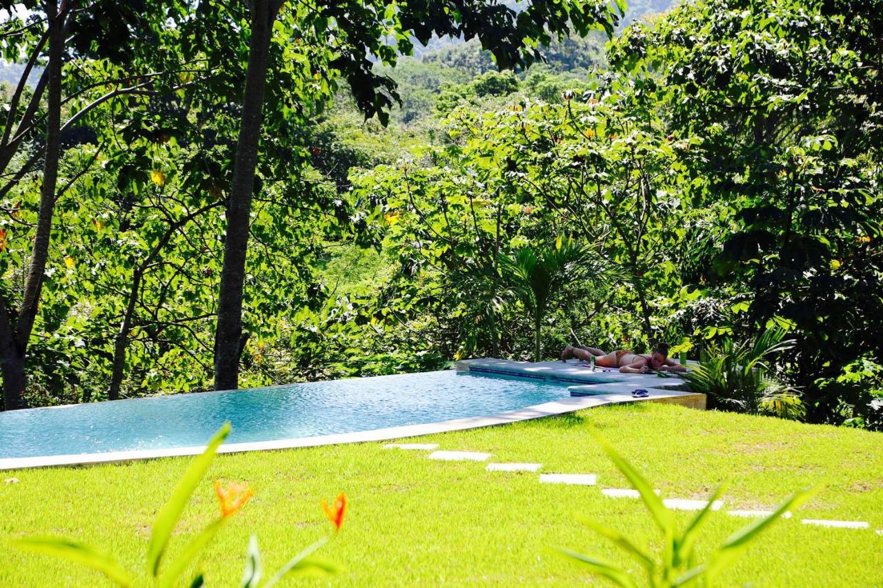Jungle Lodge At Wild Sun Rescue Center Cabuya  Buitenkant foto